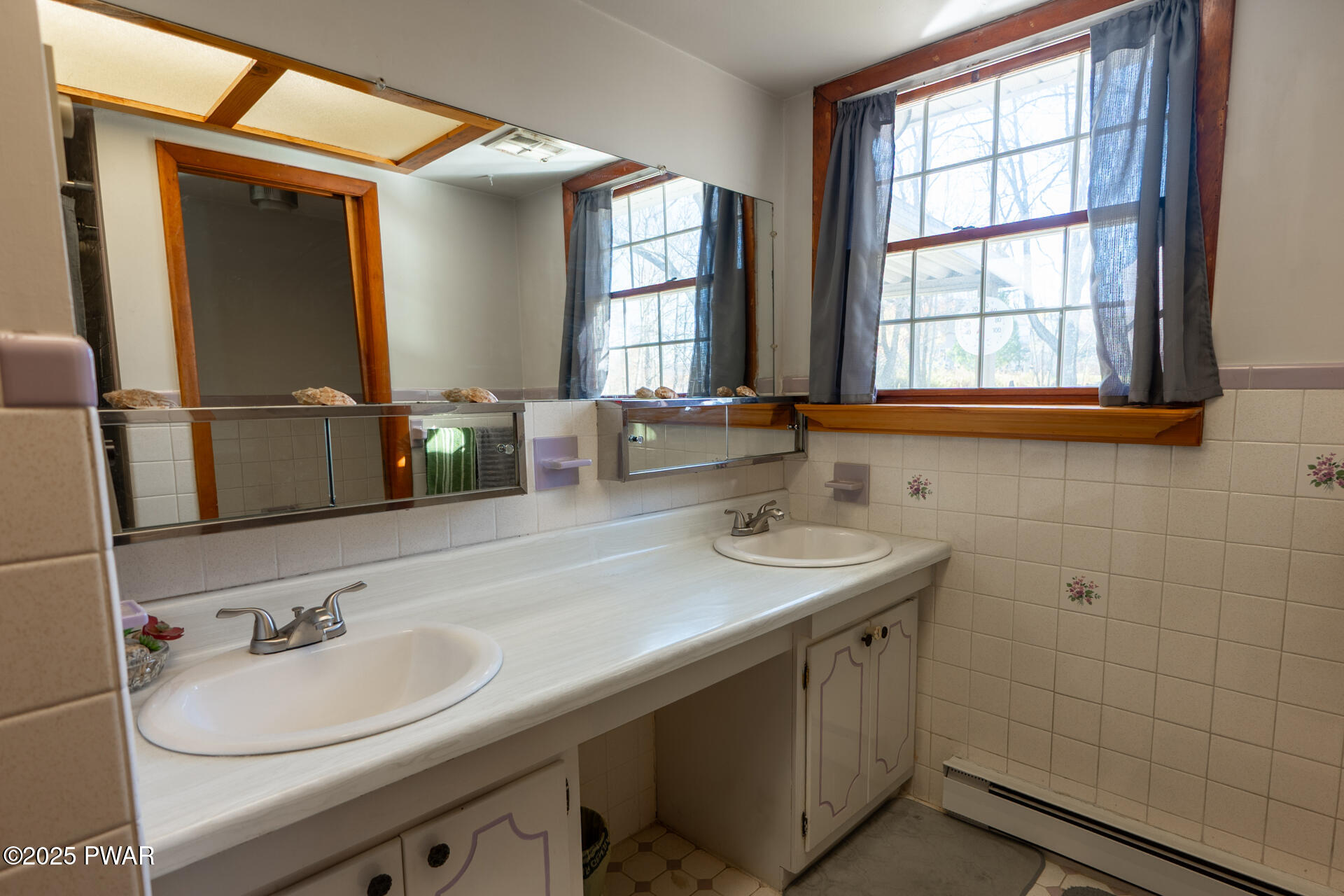 8 Sleepy Hollow Road Waymart, PA 18472 - Photo 24 of 45 Bathroom