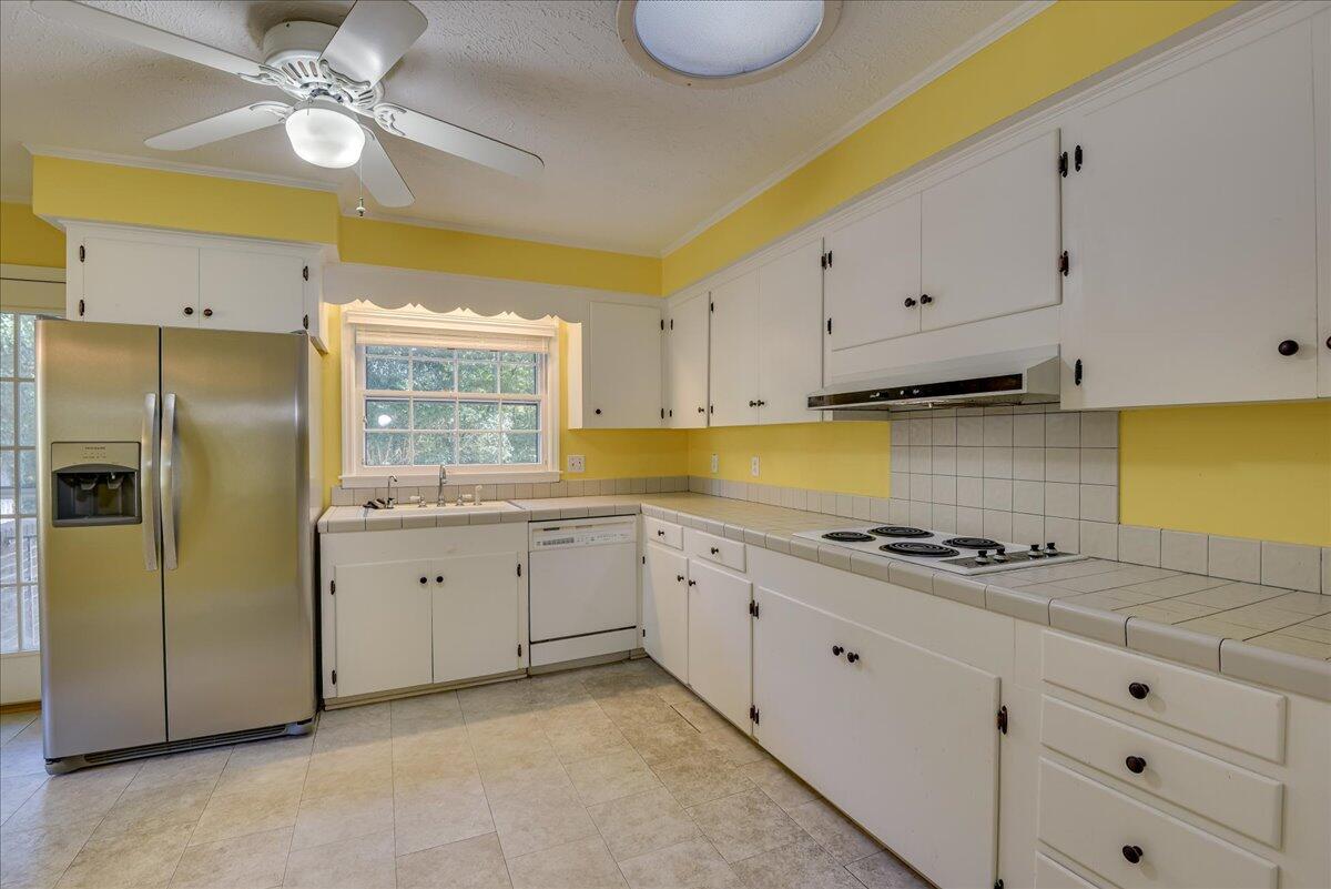 415 South Maple Street McCormick, SC 29835 - Photo 11 of 42 15-115