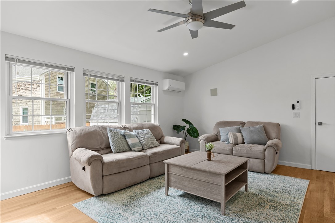 12 Granada Terrace Middletown, RI 02842 - Photo 10 of 26