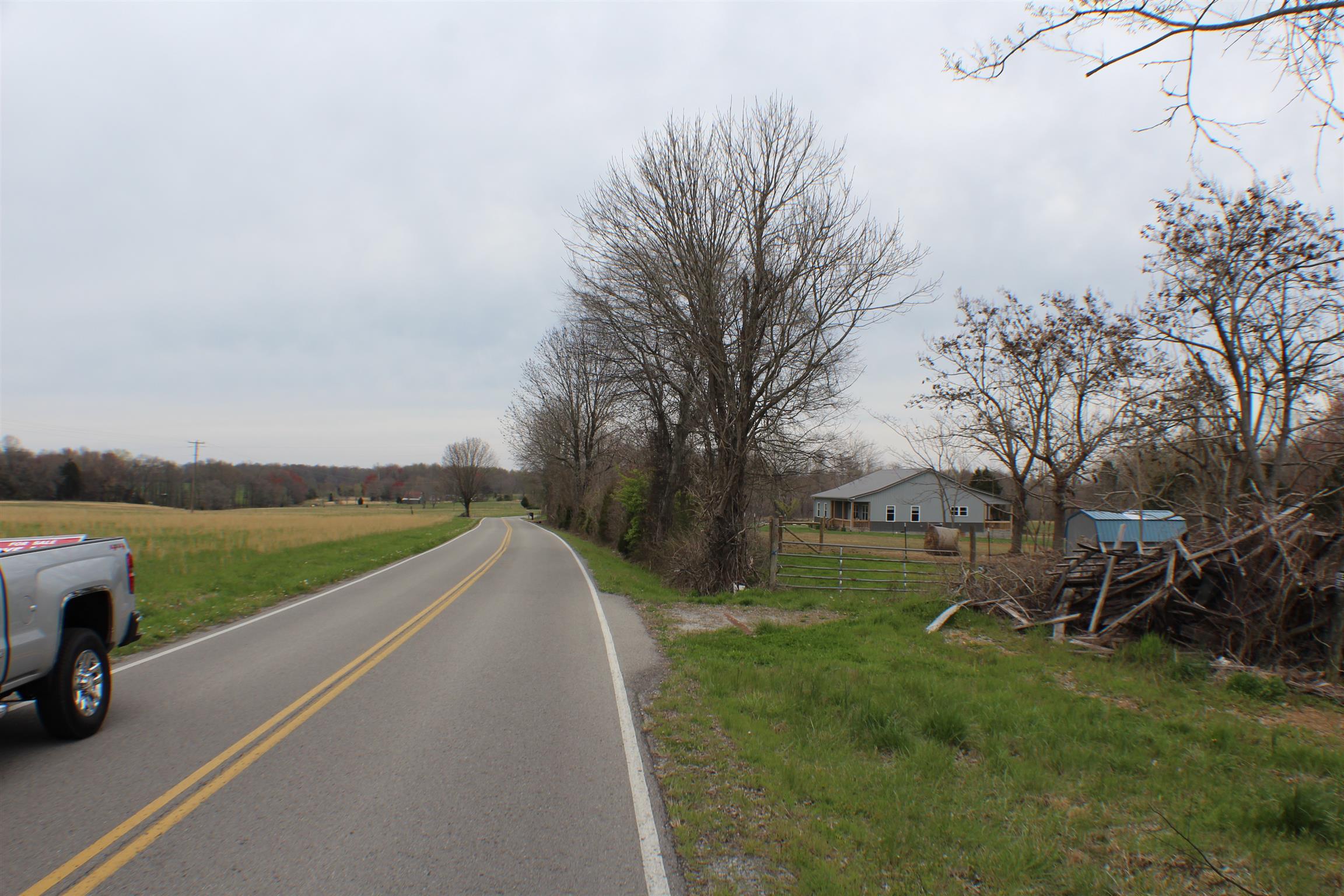 720 Mt Vernon Road Bethpage, TN 37022 - Photo 3 of 18 Toward Hwy 52