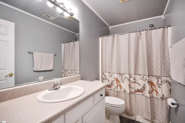 $259,900 | 222 Ashwood Lane, Anderson, SC 29625