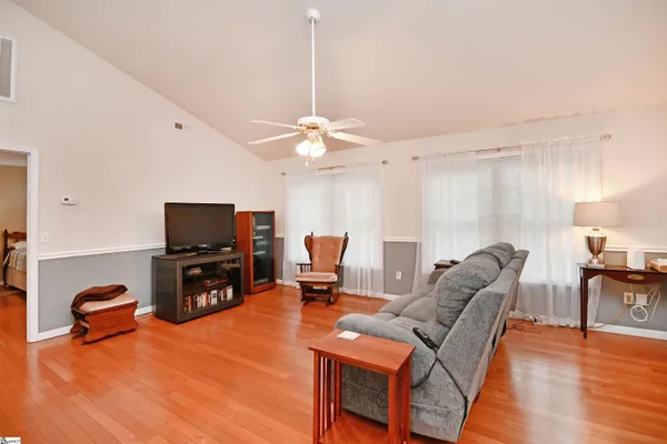 $259,900 | 222 Ashwood Lane, Anderson, SC 29625