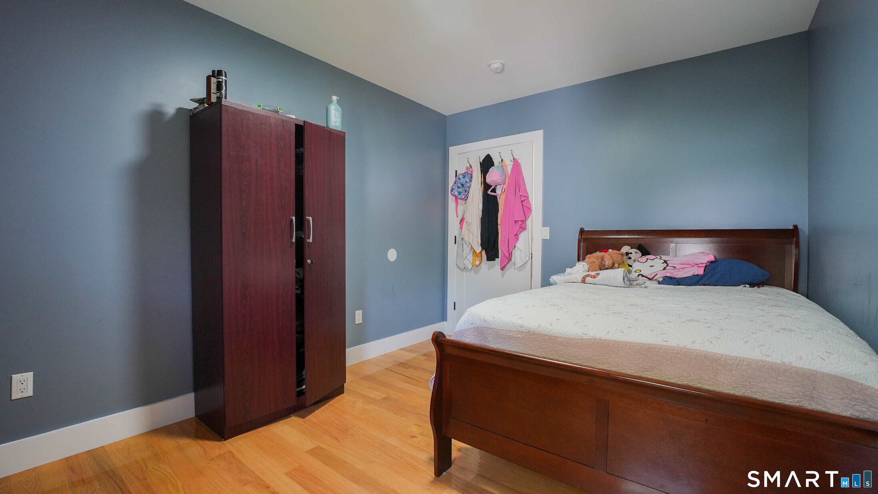 849 Frost Road Waterbury, CT 06705 - Photo 9 of 36 Gallery Image 9