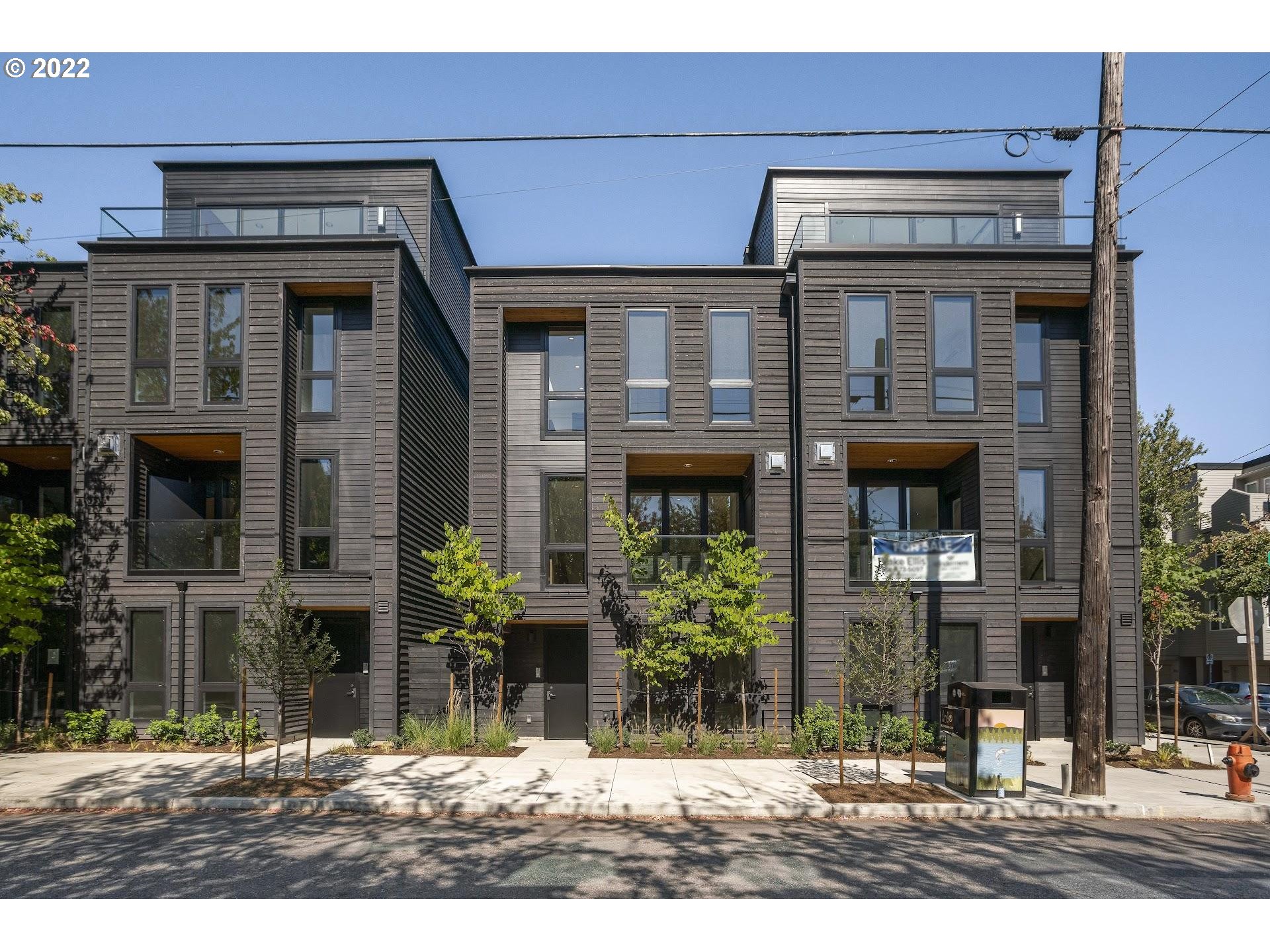 2817 Northwest Thurman St