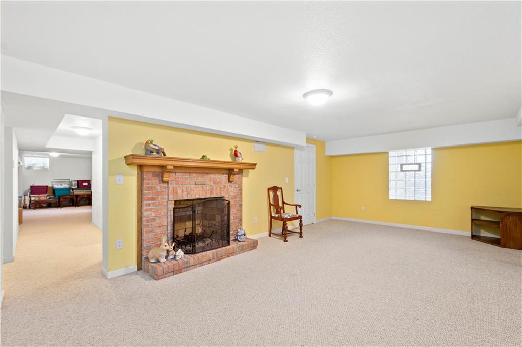 136 Johnston Road Canonsburg, PA 15317 - Photo 18 of 25 Gallery Image 18