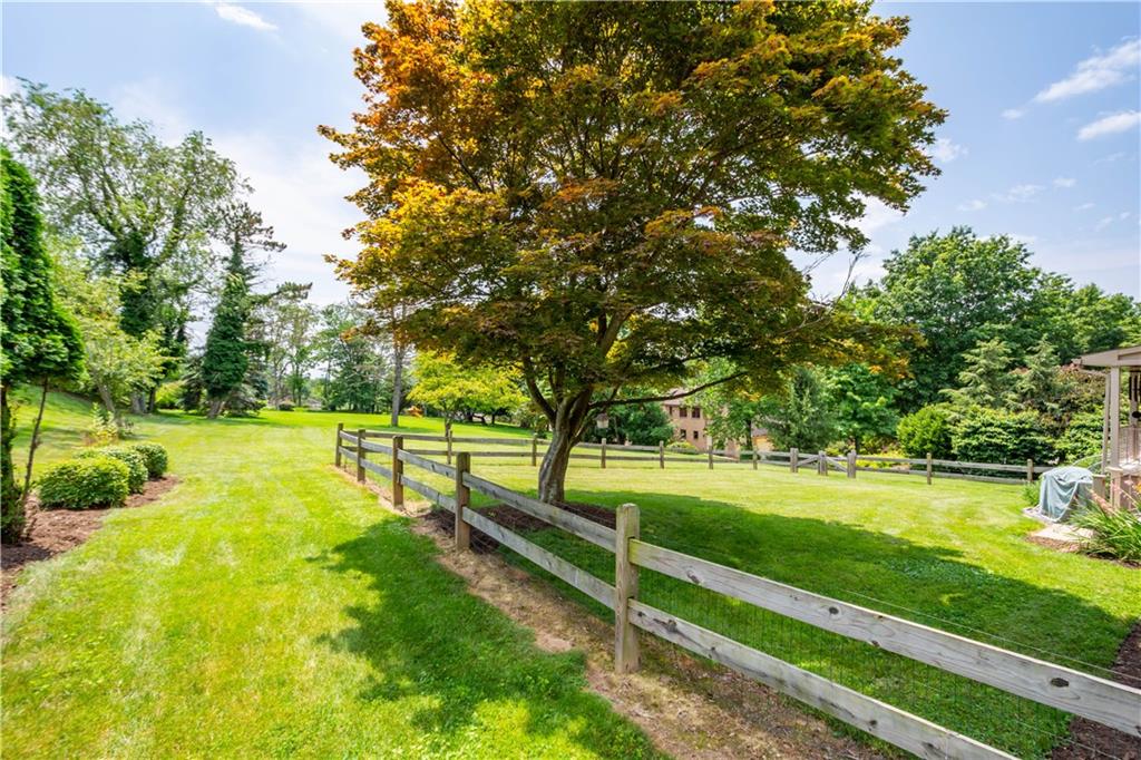 136 Johnston Road Canonsburg, PA 15317 - Photo 22 of 25 Gallery Image 22