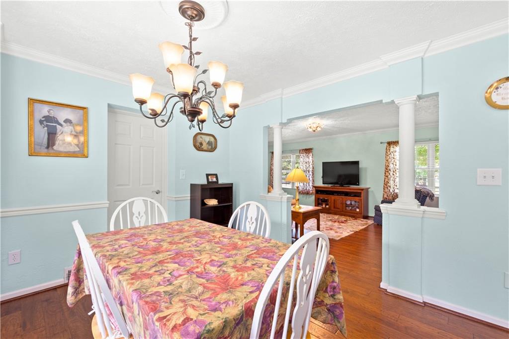 136 Johnston Road Canonsburg, PA 15317 - Photo 6 of 25 Gallery Image 6