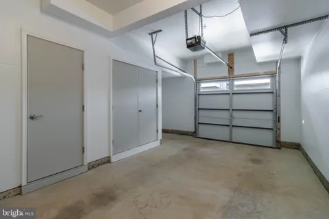 $550,000 | 2510 Emerald Branch Drive, Hyattsville, MD 20782