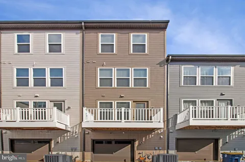 $550,000 | 2510 Emerald Branch Drive, Hyattsville, MD 20782