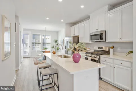 $550,000 | 2510 Emerald Branch Drive, Hyattsville, MD 20782