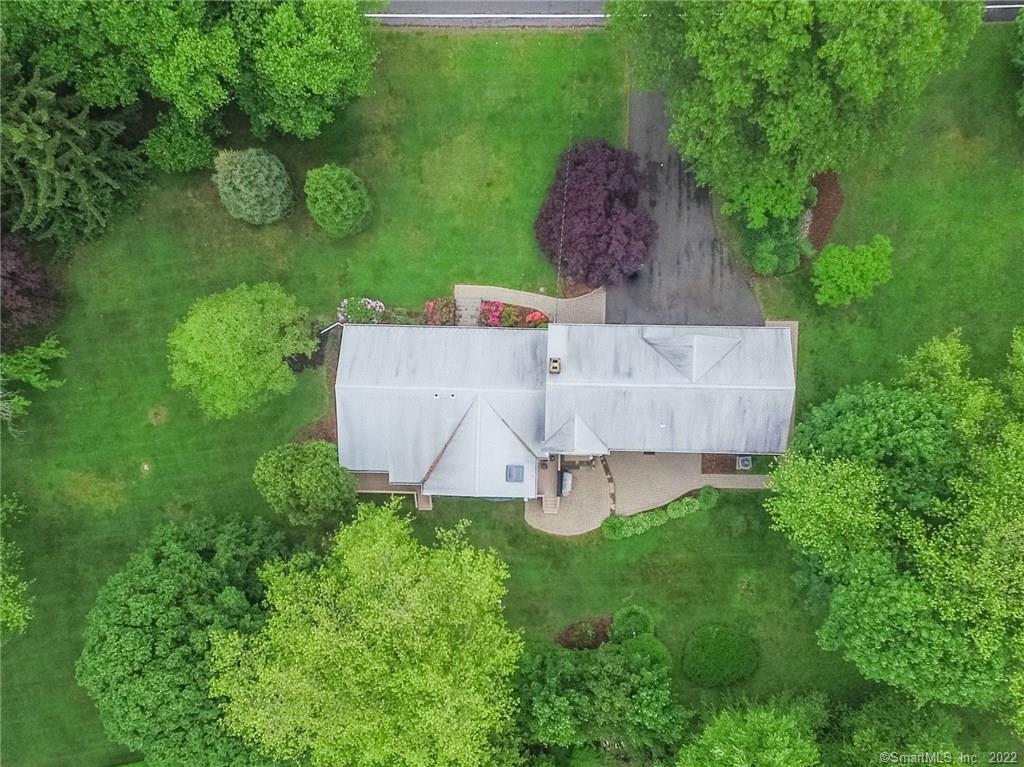 915 Daniels Farm Road Trumbull, CT 06611 - Photo 1 of 1 Gallery Image 1