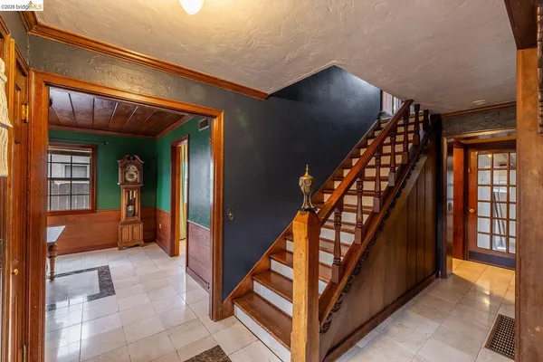 a view of an entryway