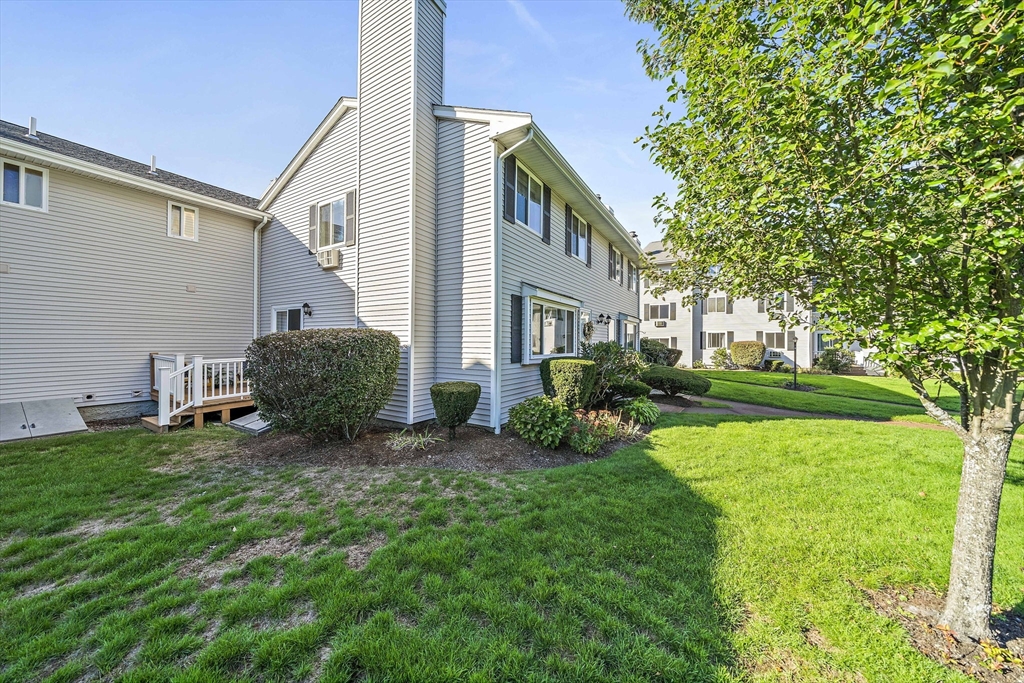 10 Erick Road, Unit 31 Mansfield, MA 02048 - Photo 3 of 24 Gallery Image 3