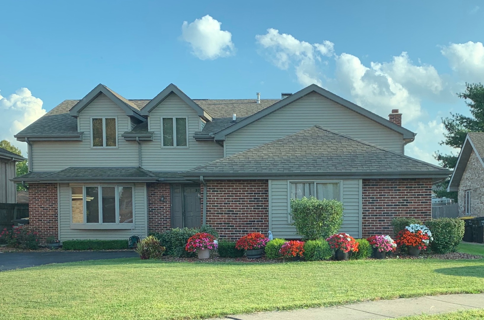 3235 192nd Street Lansing, IL 60438 - Photo 1 of 28 a front view of house with yard