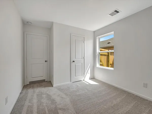 $2,500 | 2207 Graycliff Est Lane, League City, TX 77573