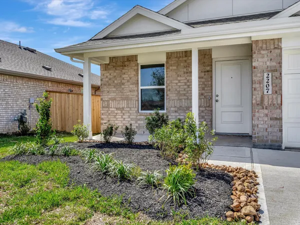 $2,500 | 2207 Graycliff Est Lane, League City, TX 77573