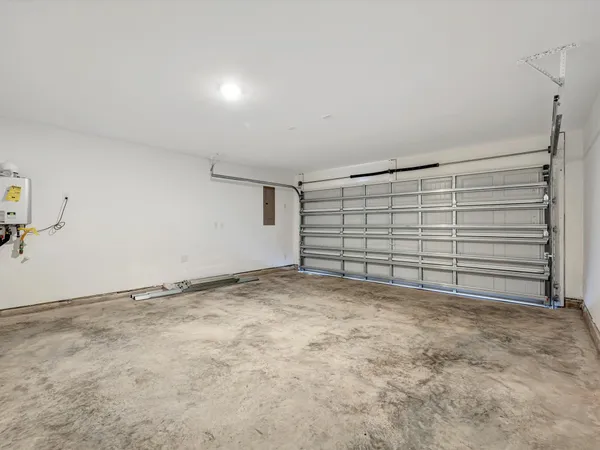 $2,500 | 2207 Graycliff Est Lane, League City, TX 77573