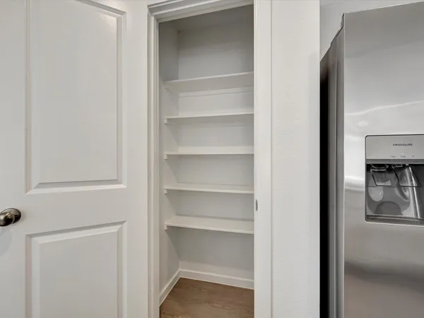 $2,500 | 2207 Graycliff Est Lane, League City, TX 77573