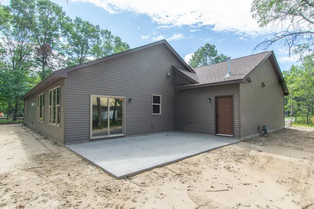 $582,900 | 14502 Lynndale Drive North, Baxter, MN 56425