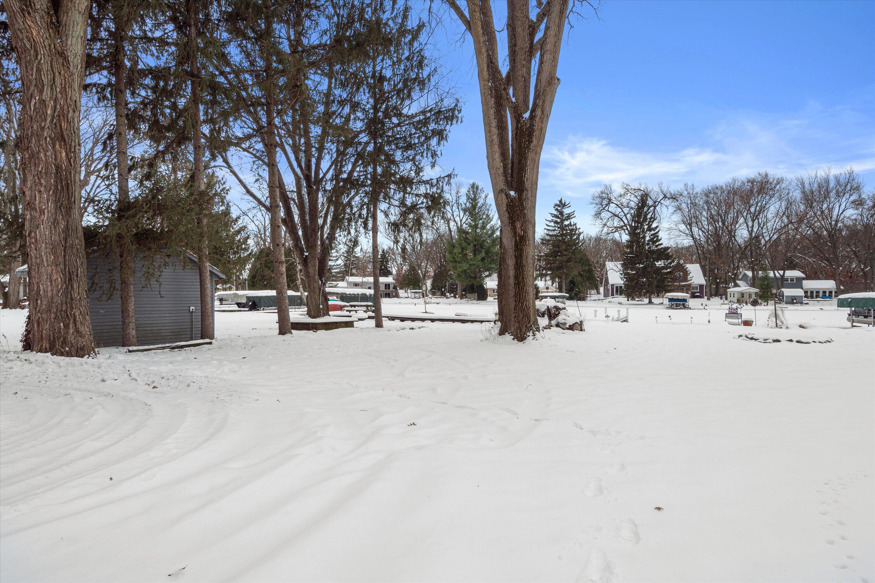 S108W34703 Jacks Bay Road Mukwonago, WI 53149 - Photo 53 of 74 Very large backyard