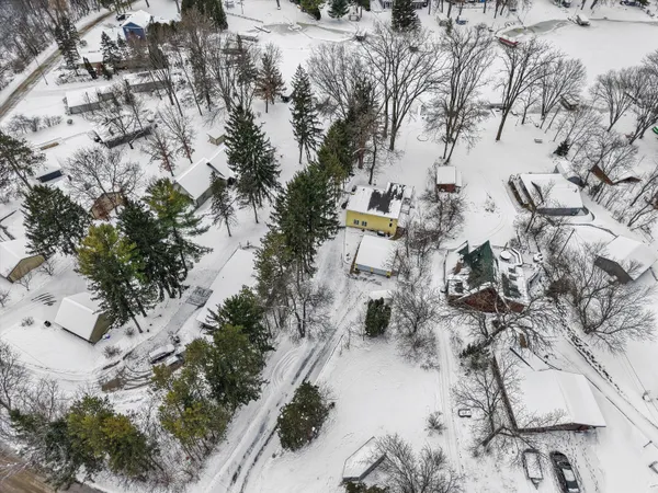 $865,000 | S108W34703 Jacks Bay Road, Mukwonago, WI 53149