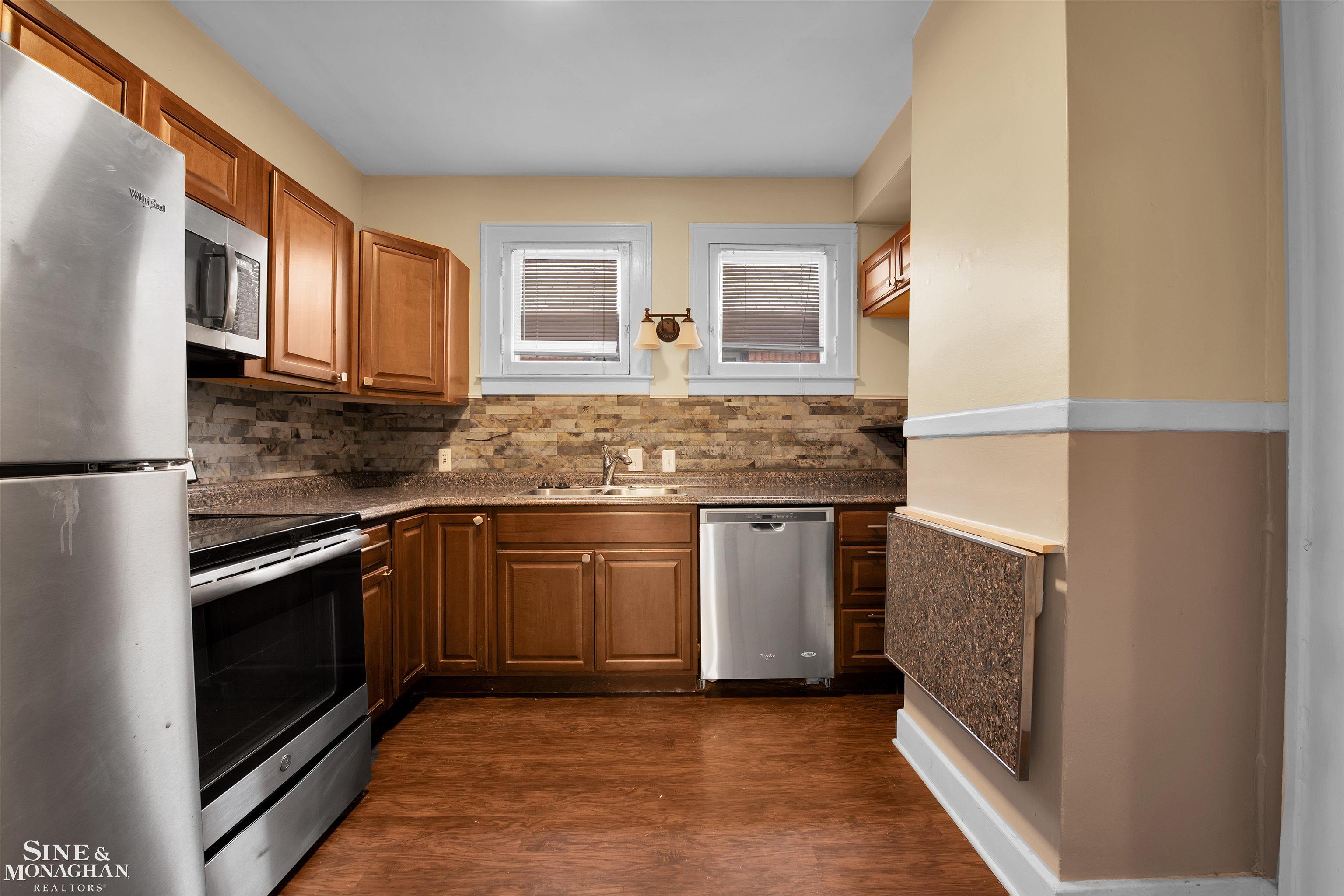 936 Nottingham Road Grosse Pointe, MI 48230 - Photo 7 of 22