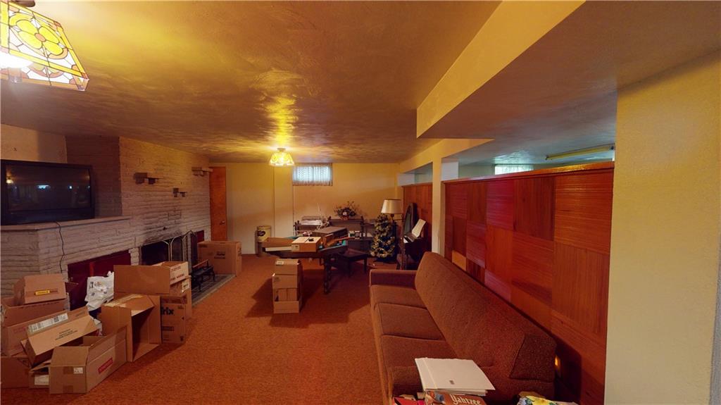 116 Germaine Road Butler, PA 16001 - Photo 29 of 43 a lobby with furniture and a potted plant