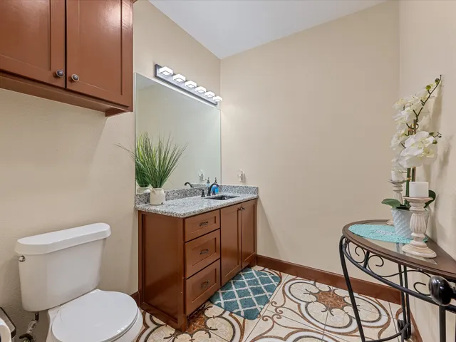 $949,900 | 886 Zilss Road, La Grange, TX 78945