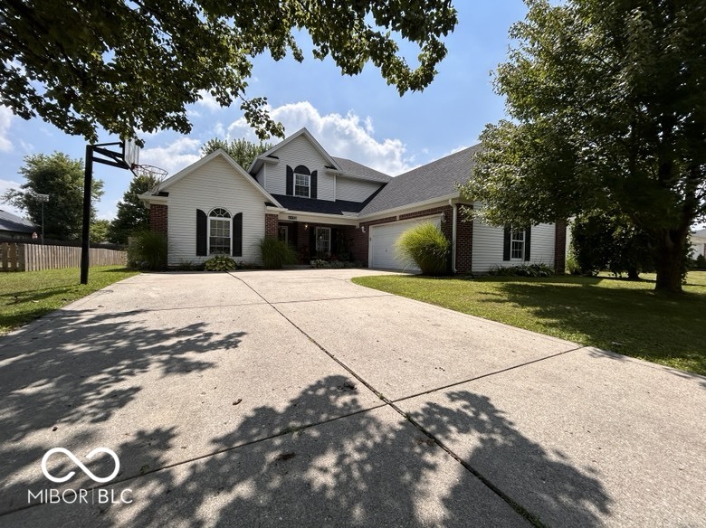 1173 Alder Road Franklin, IN 46131 - Photo 2 of 50