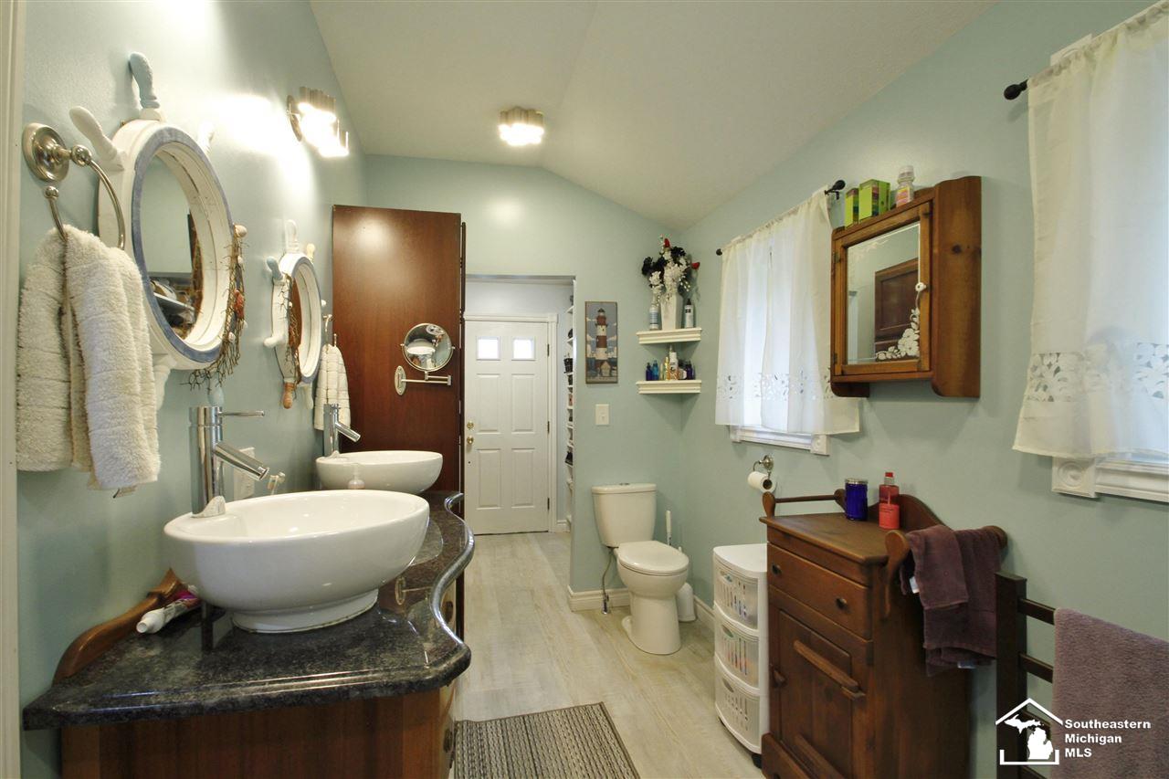 10338 Cedarcrest Road Whitmore Lake, MI 48189 - Photo 39 of 63