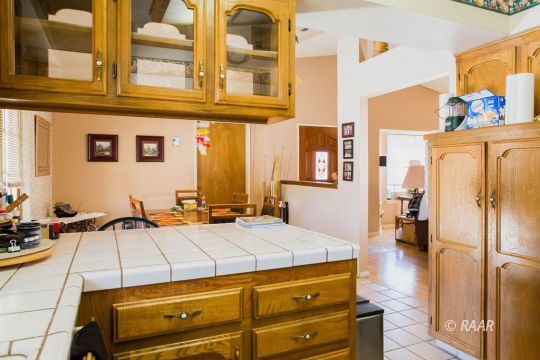 204 North Broadway Street Ridgecrest, CA 93555 - Photo 12 of 29 a bathroom with a sink and a mirror