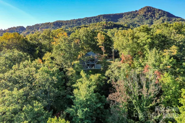 $625,000 | 272 Seton Road, Lake Lure, NC 28746