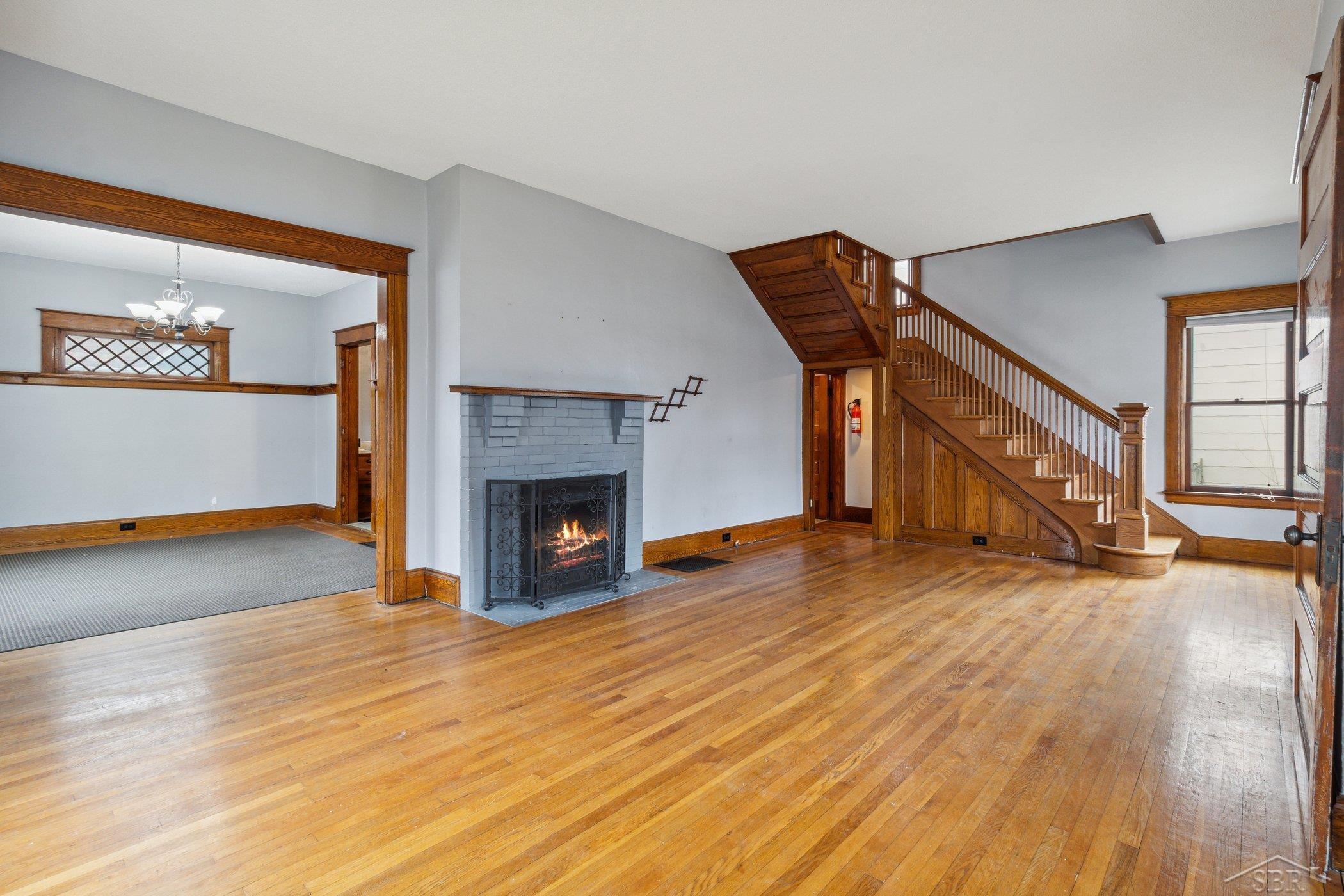 401 North Hampton Street Bay City, MI 48708 - Photo 2 of 24 50098477-1.JPG