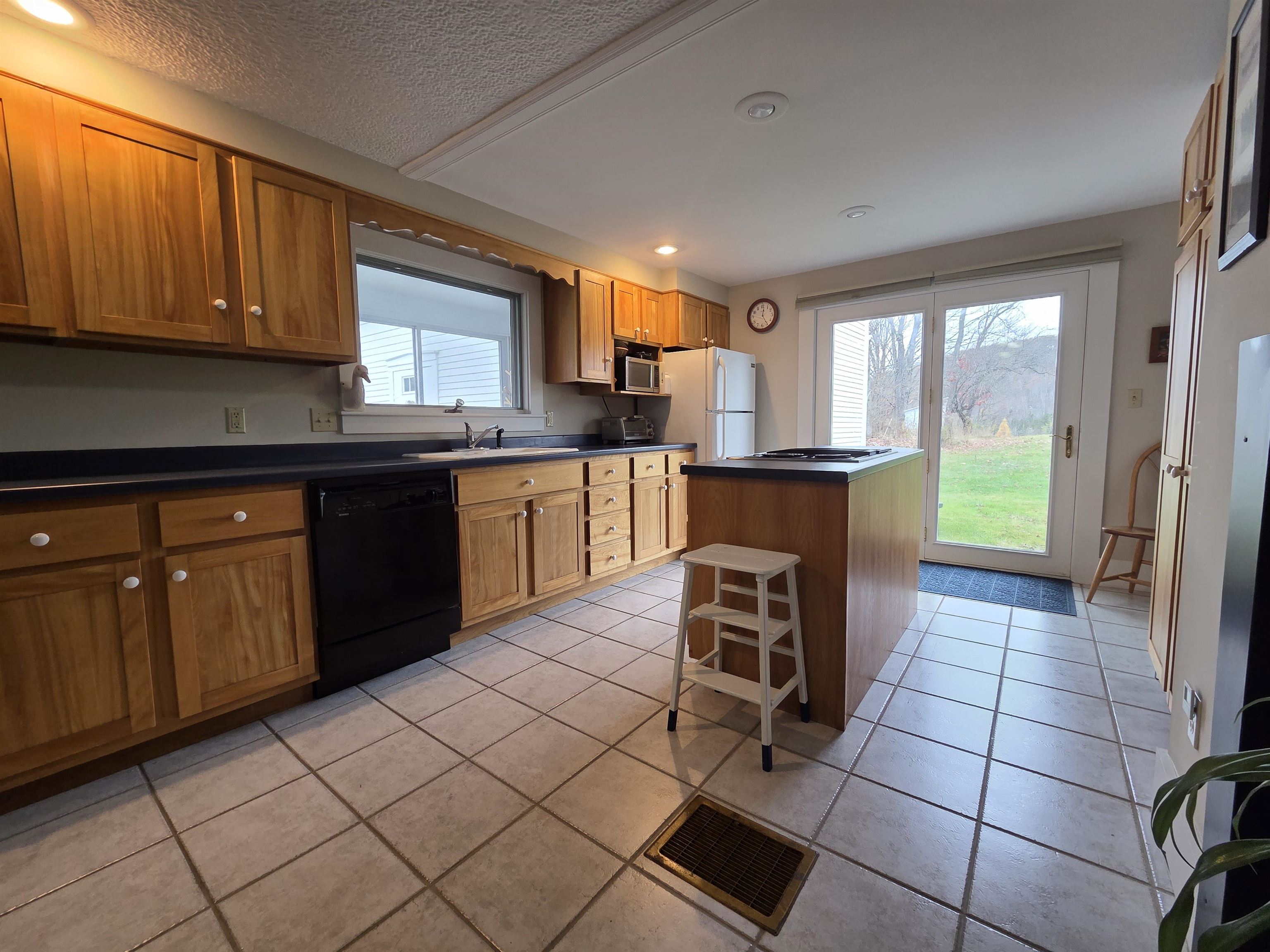717 Remick Road Waterford, VT 05819 - Photo 8 of 60