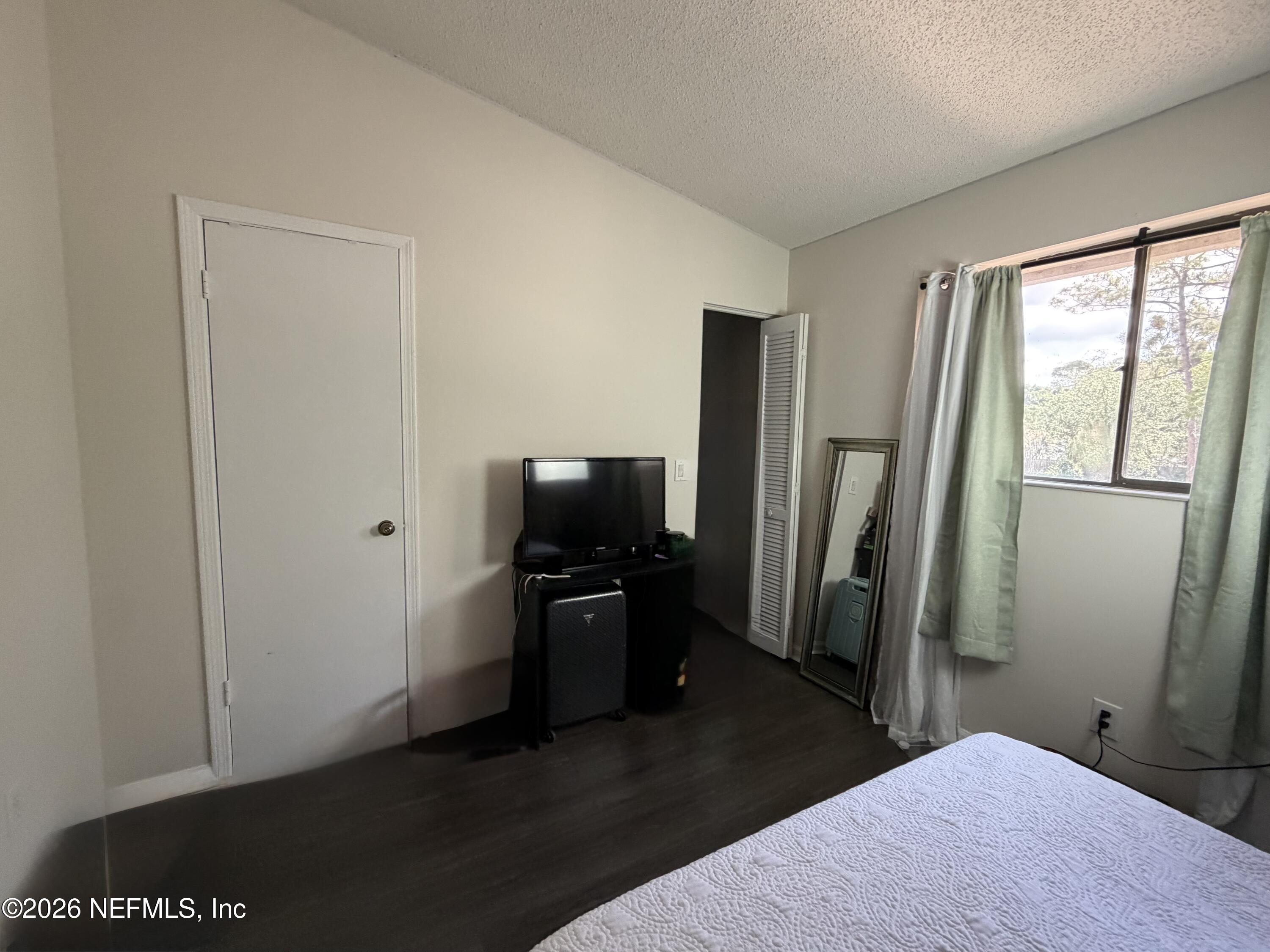 3801 Crown Point Road, Unit 1311 Jacksonville, FL 32257 - Photo 19 of 24 IMG_6543