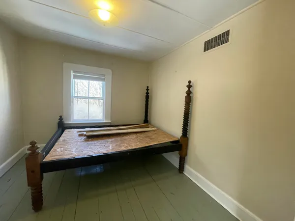 $150,000 | 54 Sunset Avenue, Stonington, ME 04681