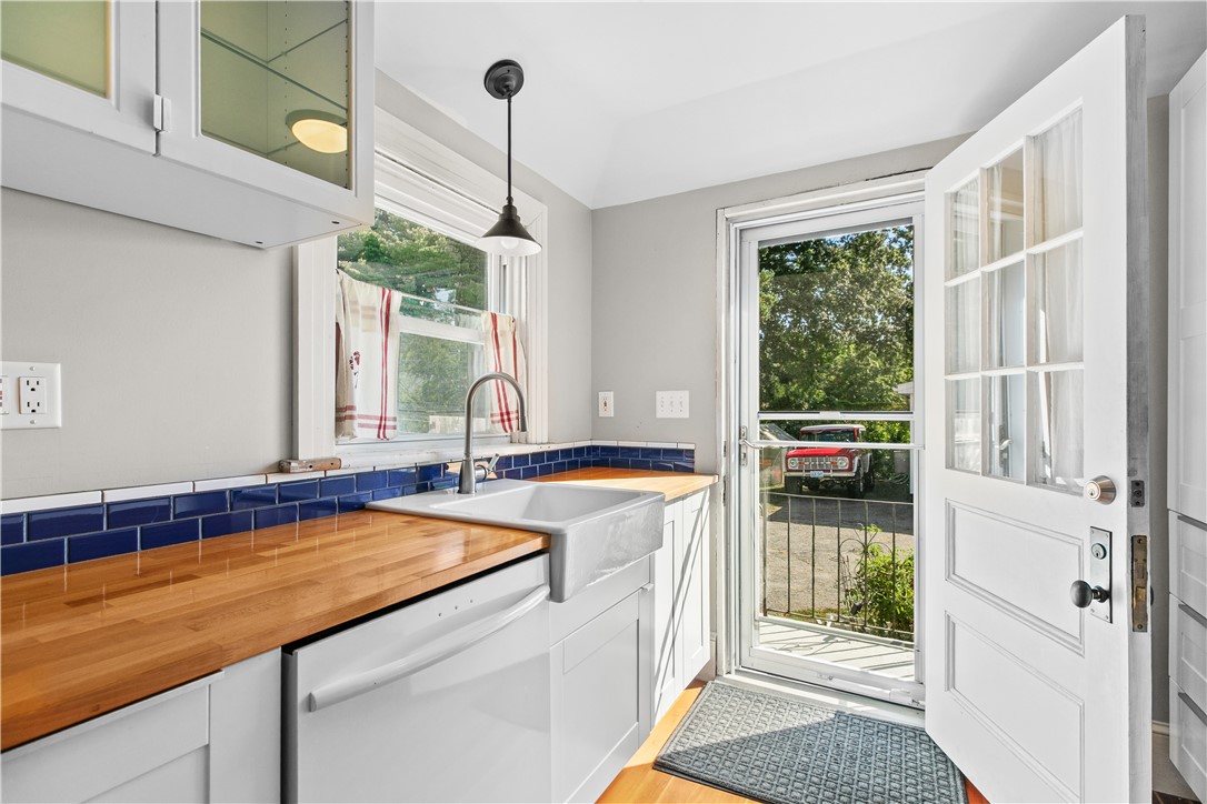 3 Dyers Gate Newport, RI 02840 - Photo 24 of 45 #3