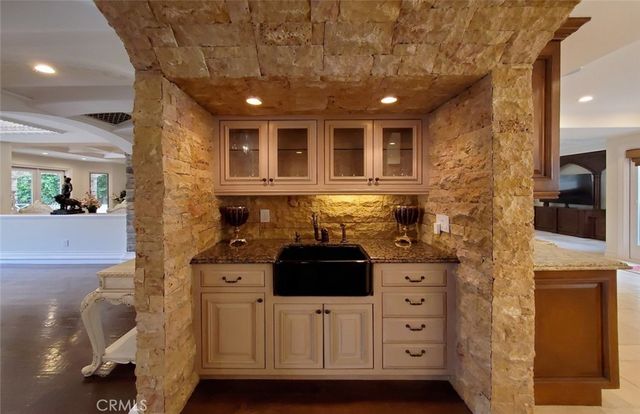 $8,500,000 | 11947 Iredell Street, Studio City, CA 91604