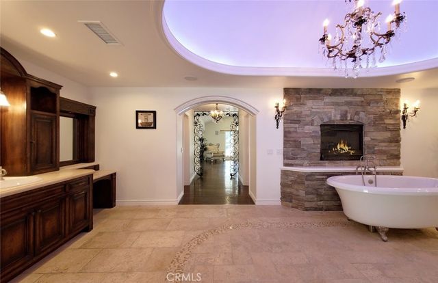 $8,500,000 | 11947 Iredell Street, Studio City, CA 91604