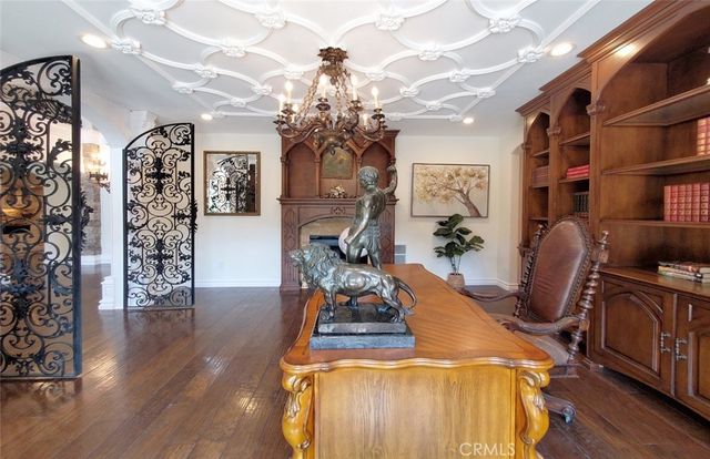 $8,500,000 | 11947 Iredell Street, Studio City, CA 91604