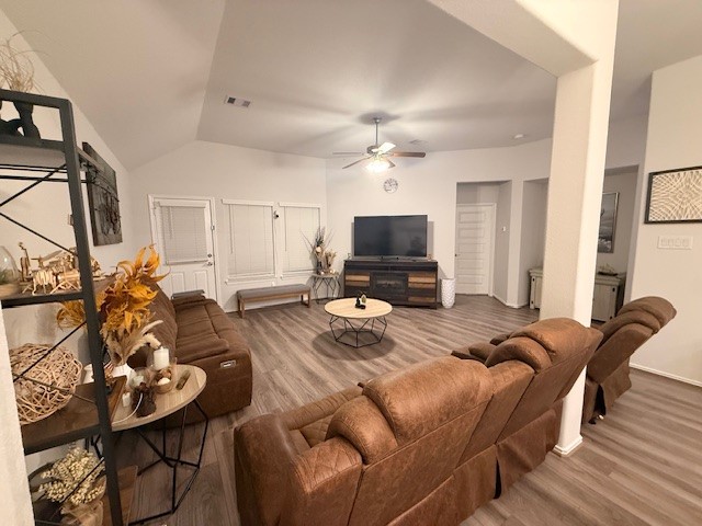 10318 Greenhorn Lane Rosharon, TX 77583 - Photo 3 of 23