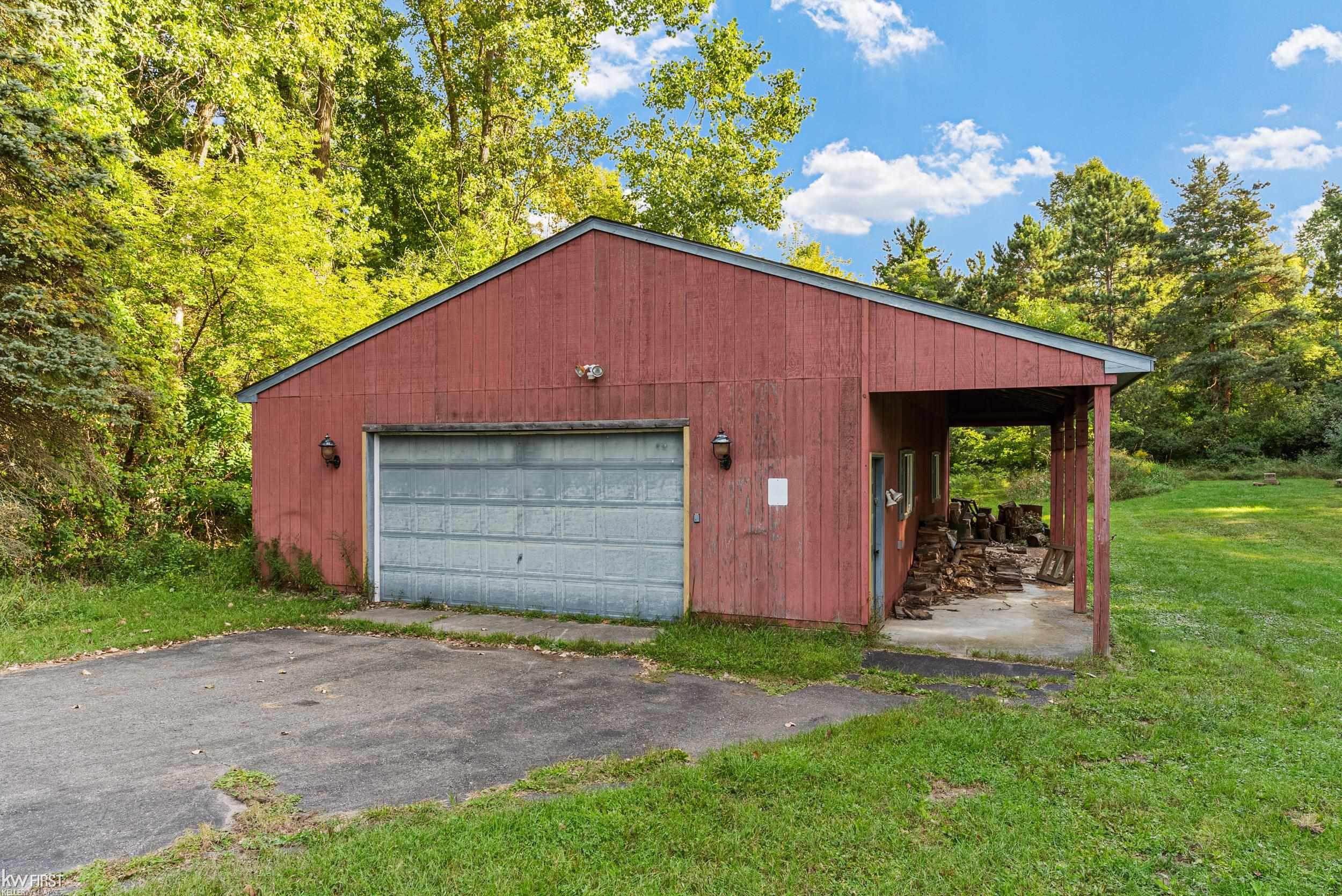 1061 Rose Center Road Fenton, MI 48430 - Photo 42 of 66