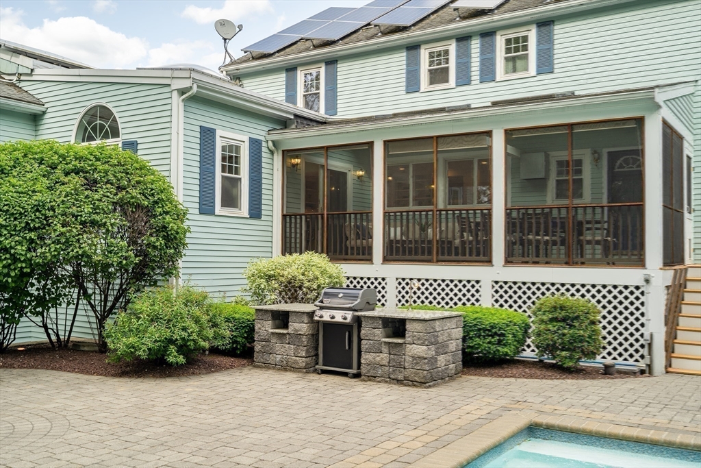 3 Bellantoni Drive Acton, MA 01720 - Photo 34 of 40 a front view of a house