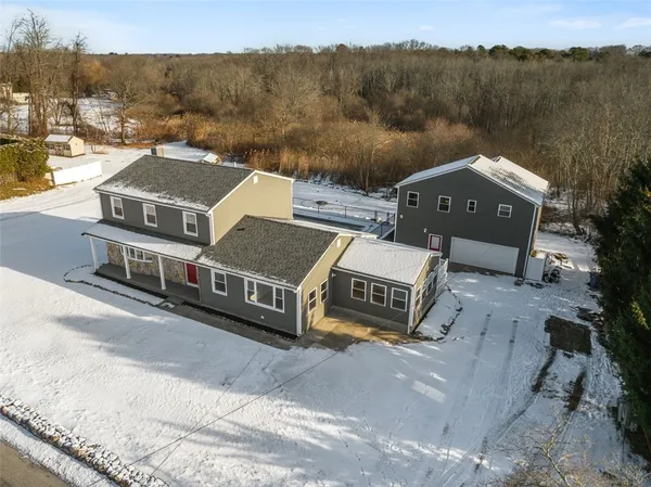 $1,199,900 | 36 Kinnicutt Avenue, Warren, RI 02885