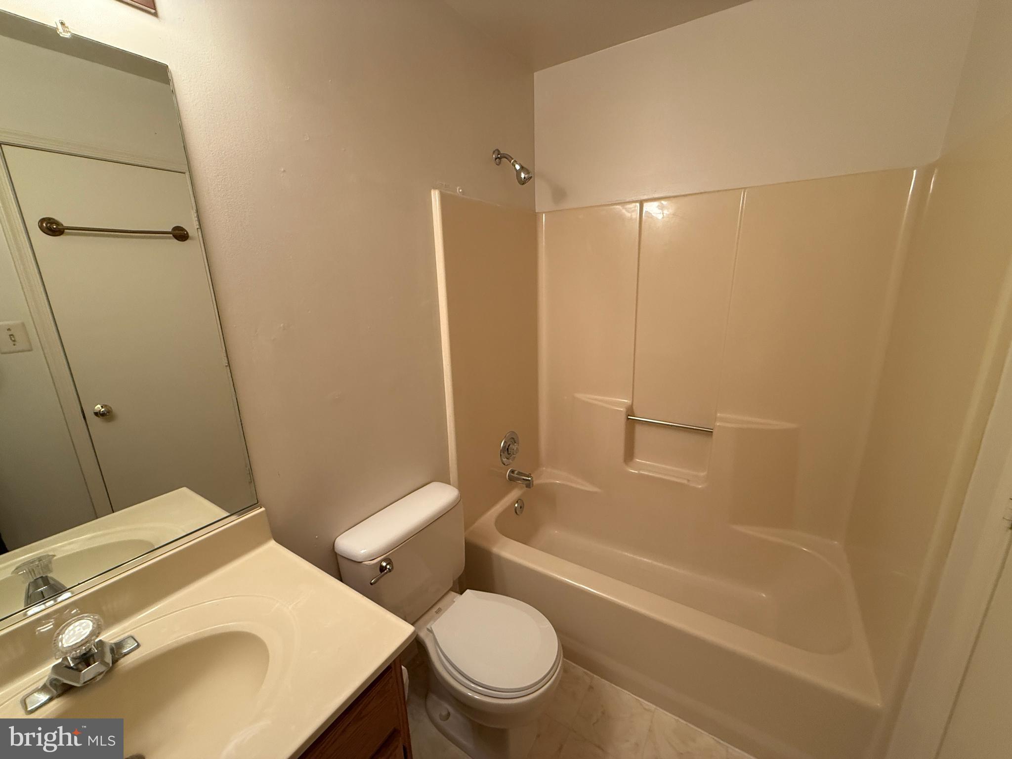 227 Bend Farm Road Fredericksburg, VA 22408 - Photo 13 of 22 a bathroom with a sink toilet and shower