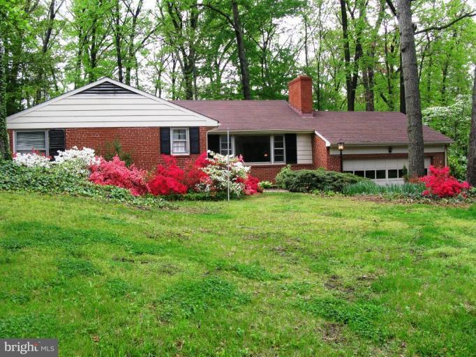 210 Charmuth Road Lutherville-Timonium, MD 21093 - Photo 1 of 21 GORGEOUS Landscaping