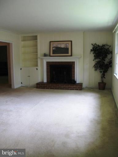 210 Charmuth Road Lutherville-Timonium, MD 21093 - Photo 11 of 21 Spacious Living Room