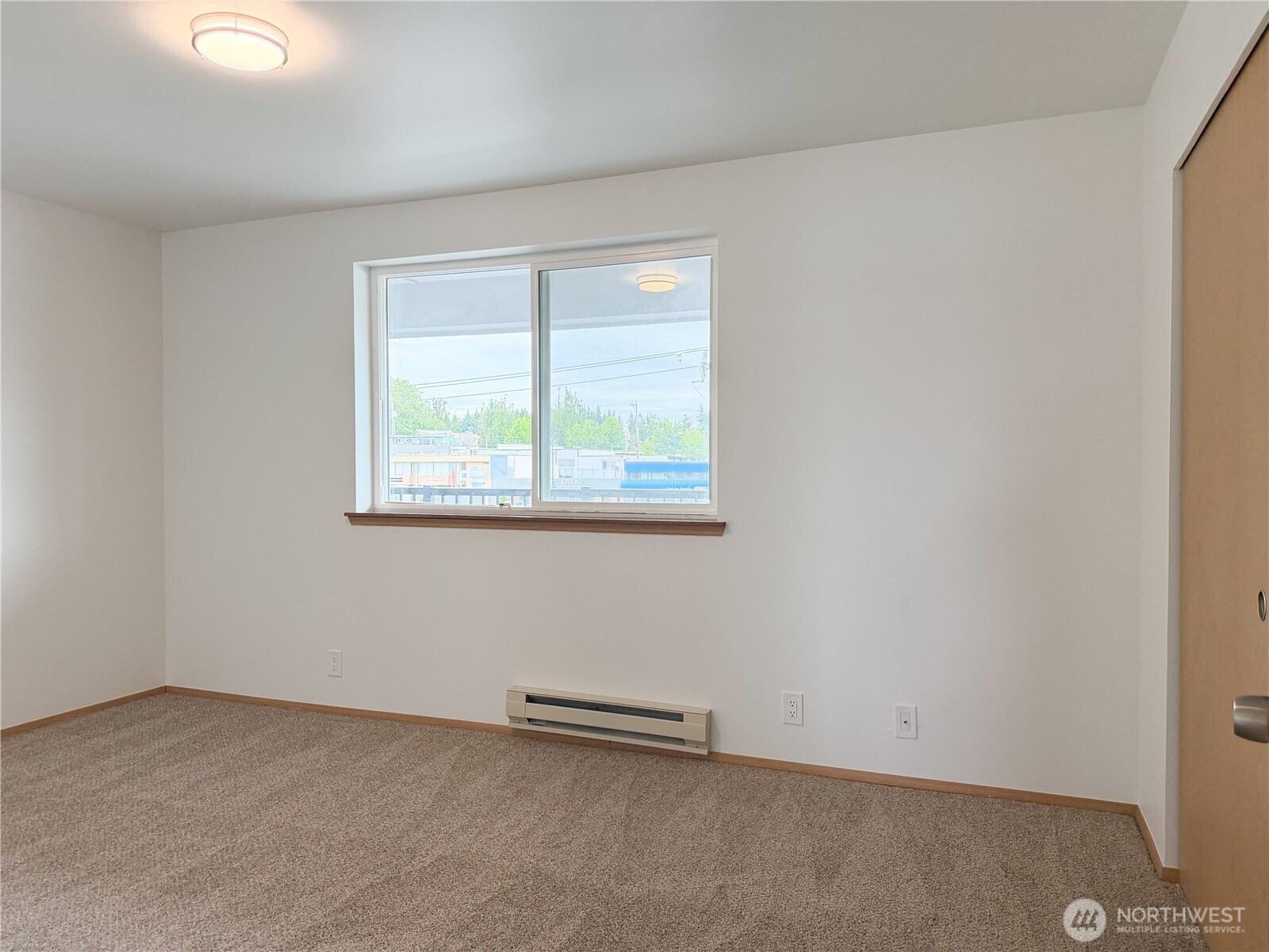 124 Southwest 154th Street, Unit 302 Burien, WA 98166 - Photo 9 of 18