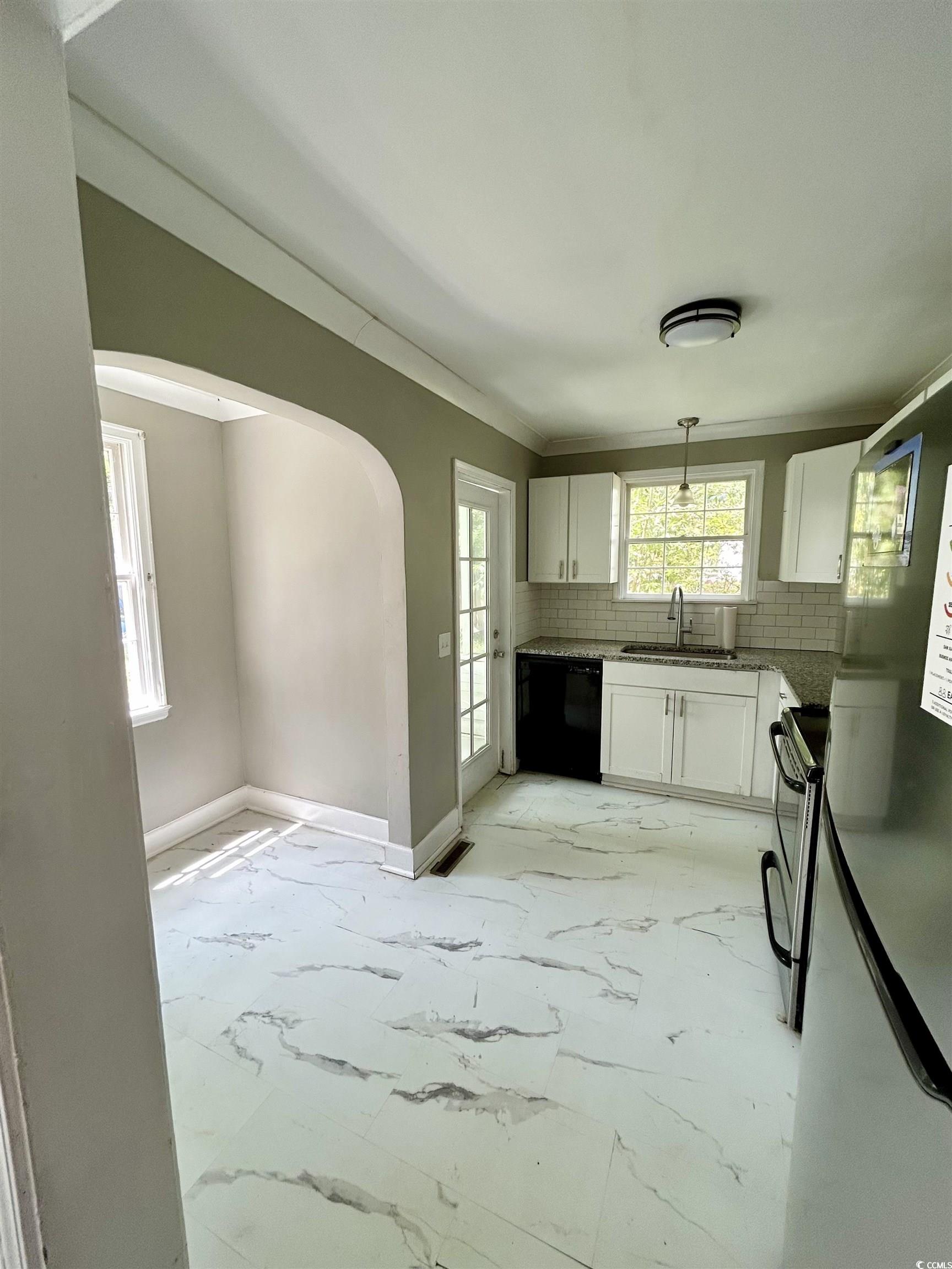 425 Patmar Square Mullins, SC 29574 - Photo 7 of 27