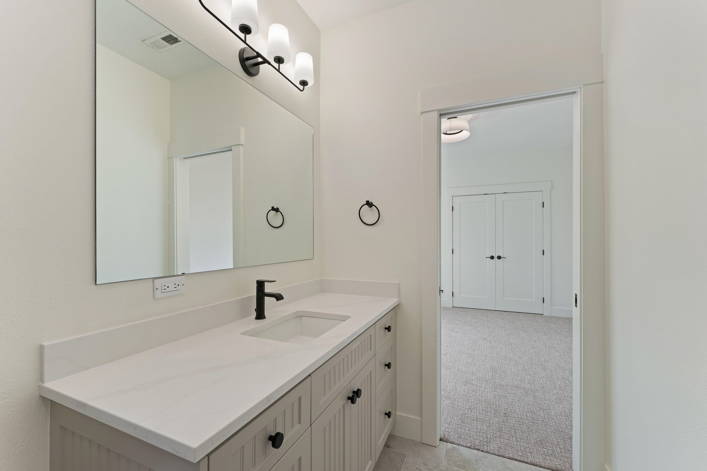 60003 West Ridgeview Drive Bend, OR 97702 - Photo 40 of 50 40